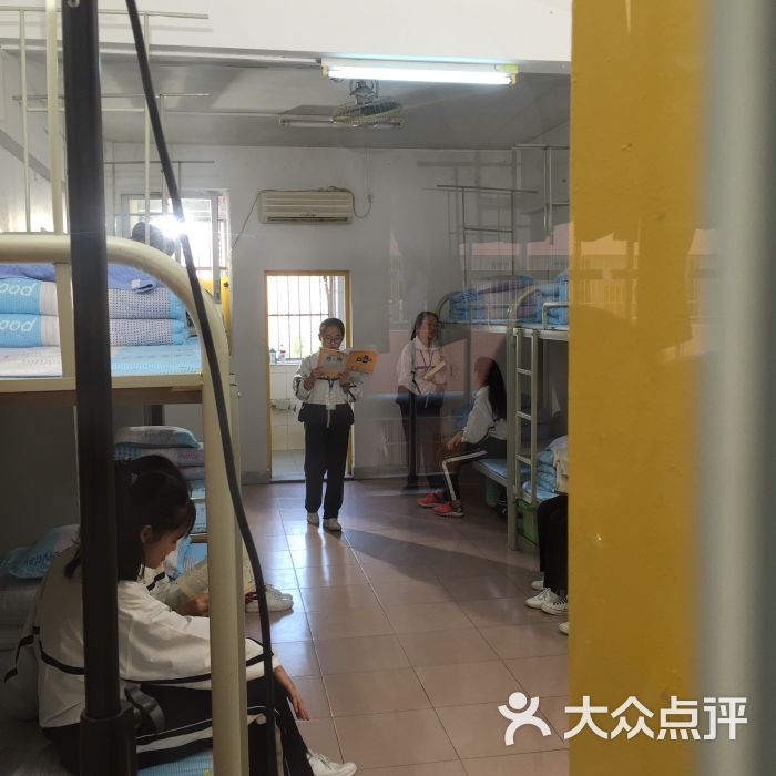 聿怀实验学校图片 - 第1张