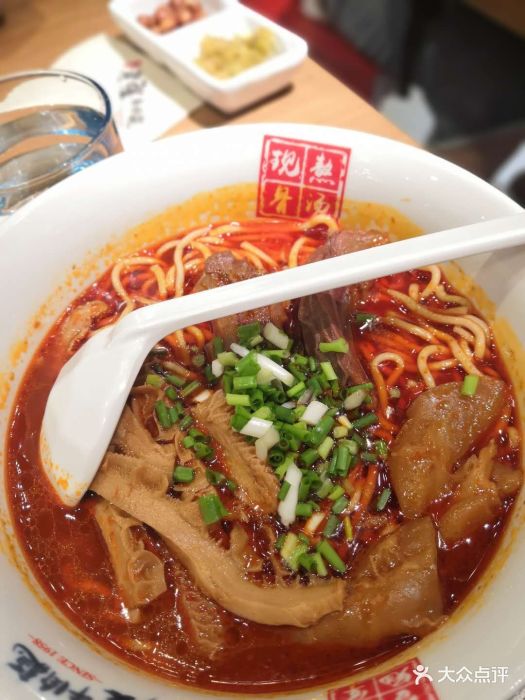 国广地下一楼,原来客服中心的位置,两家牛.-老