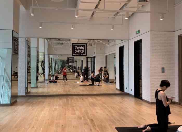 trainyard 炼·工场-"下榻新国贸酒店hotel jen,可以.