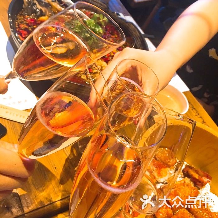 胡桃里音乐酒馆