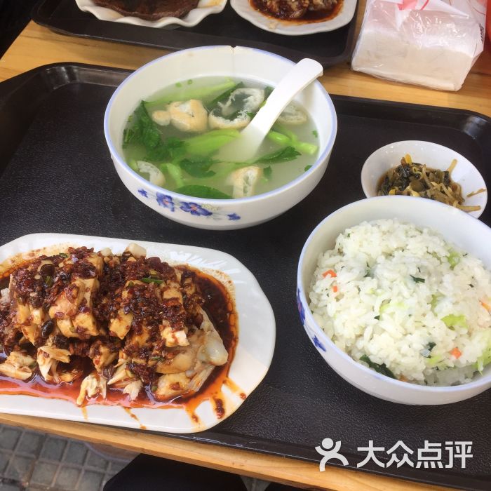 黄山咸肉菜饭骨头汤图片 - 第1张