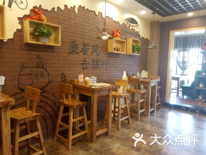 大邱里韩餐·烤肉店chicken club大堂图片 - 第3张