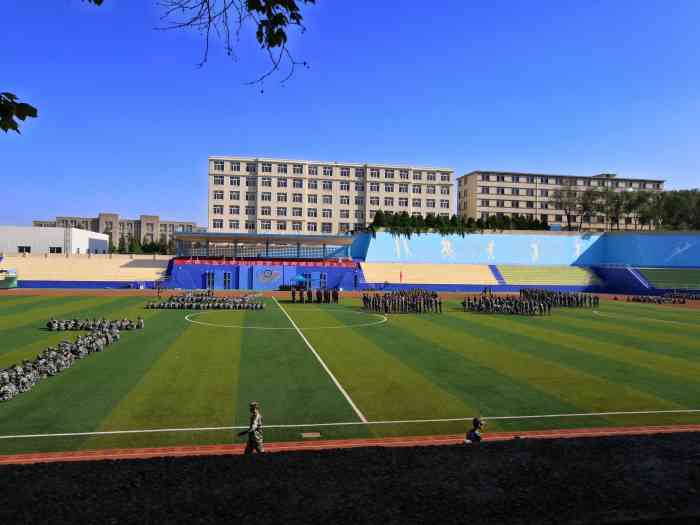 大连工业大学-服装学院-"大连工业大学服装学院,算是.