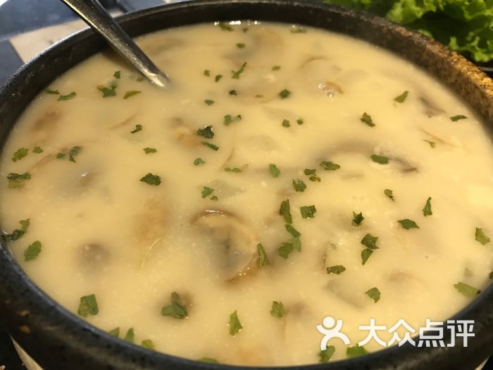秀·烧肉(颛桥万达店)奶油海鲜汤图片 - 第3张