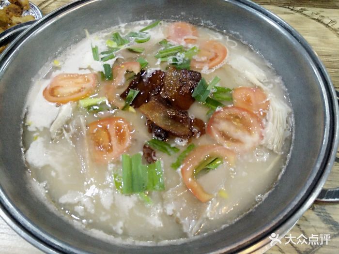 贵阳豆米火锅软哨豆米锅底图片