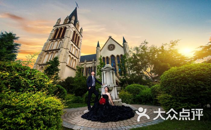 上海米兰婚纱摄影有限公司(旗舰店)