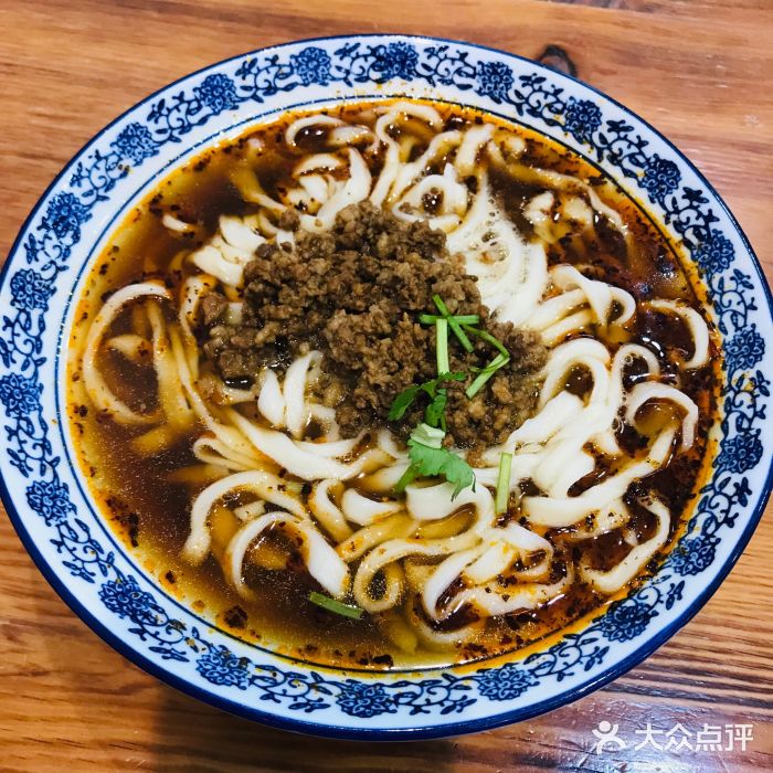 肖一家老道外手擀麻辣面麻辣面图片