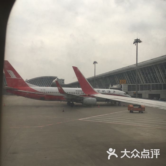 佛山沙堤机场,广东佛山之类二线城市的机场真是小是小的来～～一米米