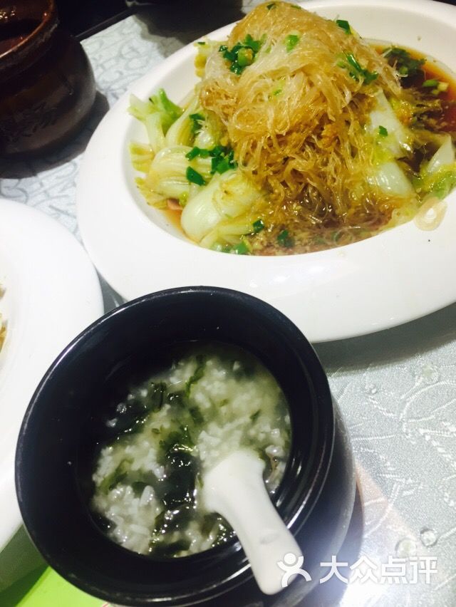 燃烧的红蜡烛_红蜡烛动态背景图片_红蜡烛海鲜粥城(2)
