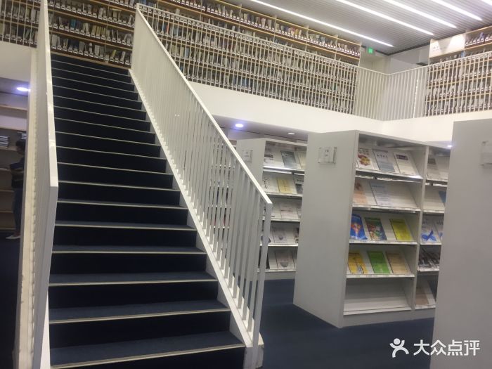 天津图书馆(文化中心分馆)内景图片 - 第9张