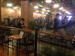 加州铁管健身中心