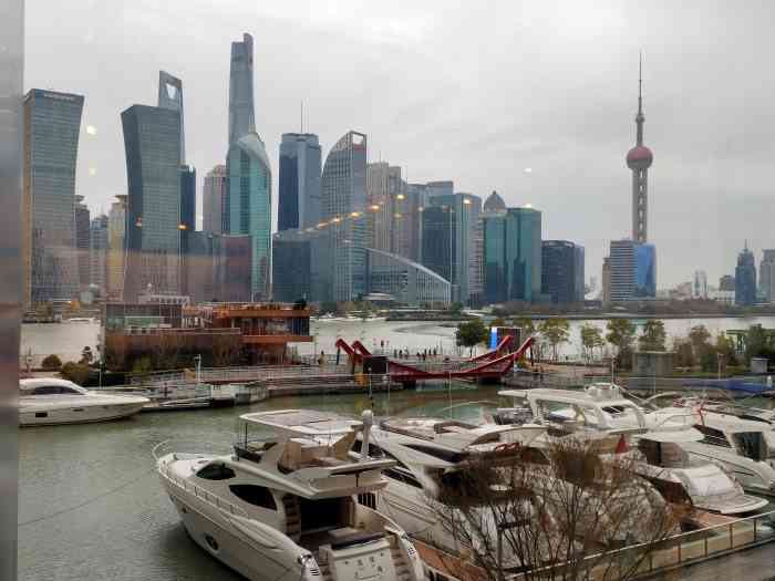传记咖啡馆(上海浦江店"建投书局顶楼的咖啡馆 窗外景色蛮"北外滩.