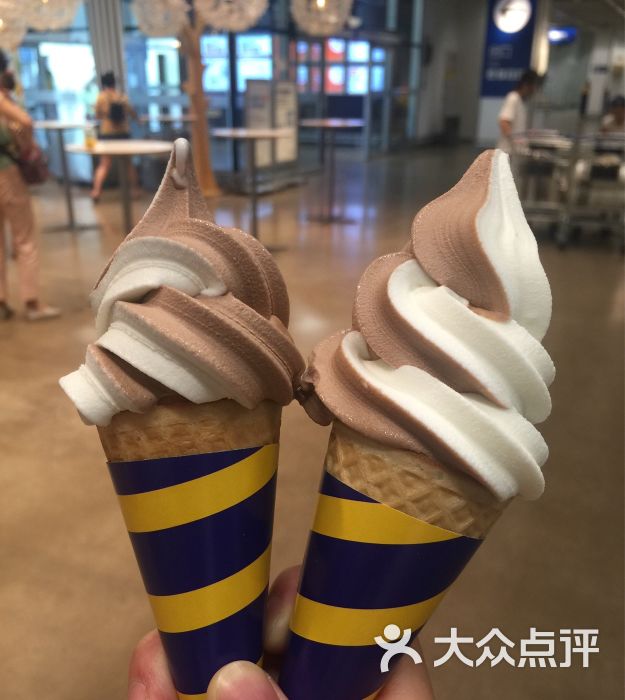 宜家餐厅(明匙路店)双色冰淇淋图片 第3324张