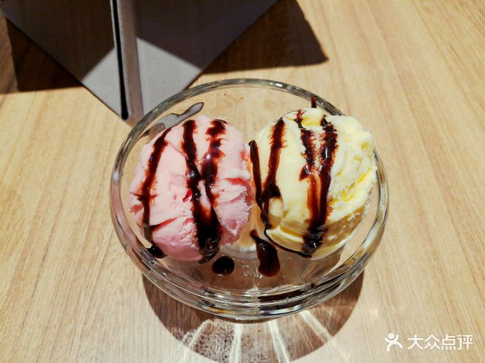 必胜客(珠江新城店)双球冰淇淋图片 第1283张