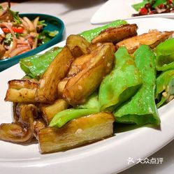 虎皮辣子烧茄子