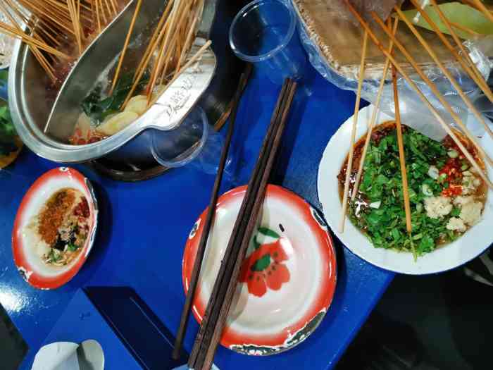 马路边边麻辣烫(福绥路边店)-"拔草97宜昌网红店