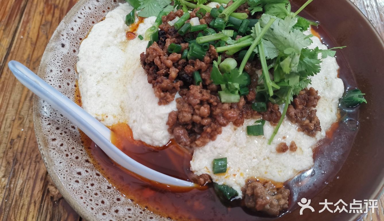 和家人朋友聚餐,选渝中区的这家小吃快餐准没错