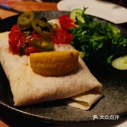 see self墨西哥餐酒吧的辣味鸡肉奶酪卷好不好吃?用户评价口味怎么样?