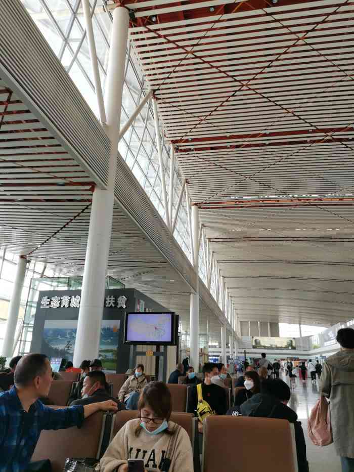 运城张孝机场-"乘坐中国东方航空的航班来到了运城.