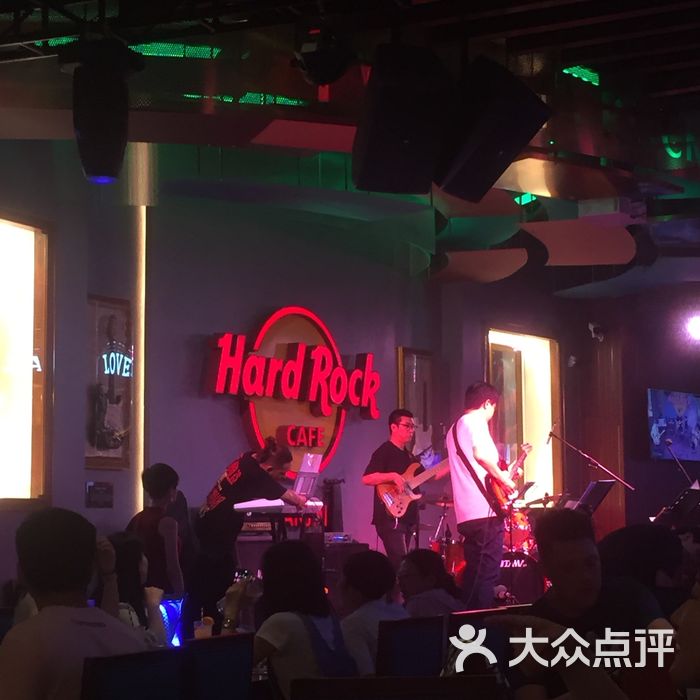 硬石餐厅hard rock