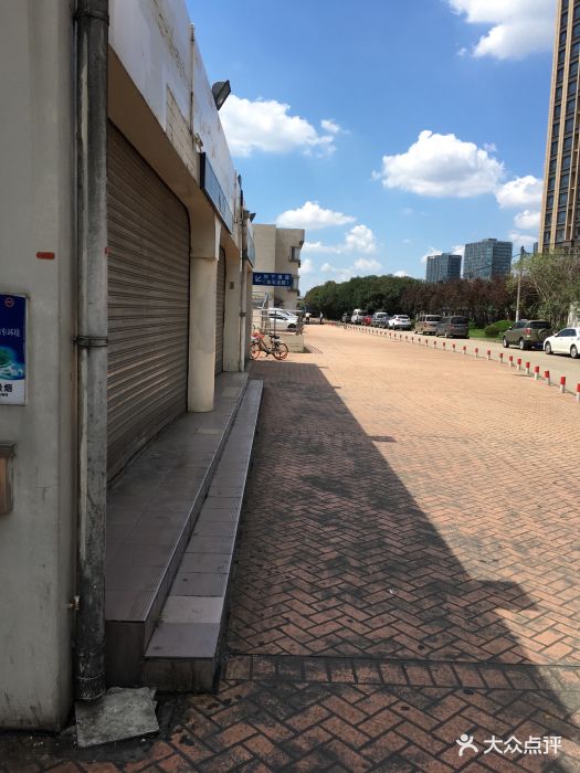 石龙路-地铁站图片 第2张