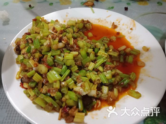 回头客小馆子中餐馆烂肉芹菜图片 - 第2张