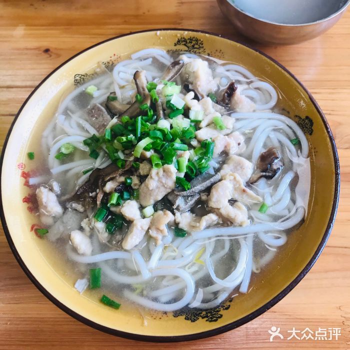 陸缘桂林风味米粉(禾祥西分店)三鲜汤粉图片