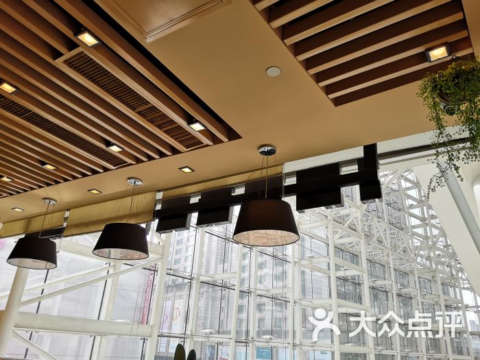 满记甜品:周末逛街休息的好地方,有空位置.大连