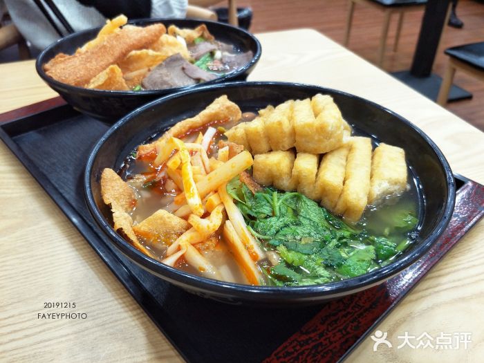 豆腐串螺蛳粉