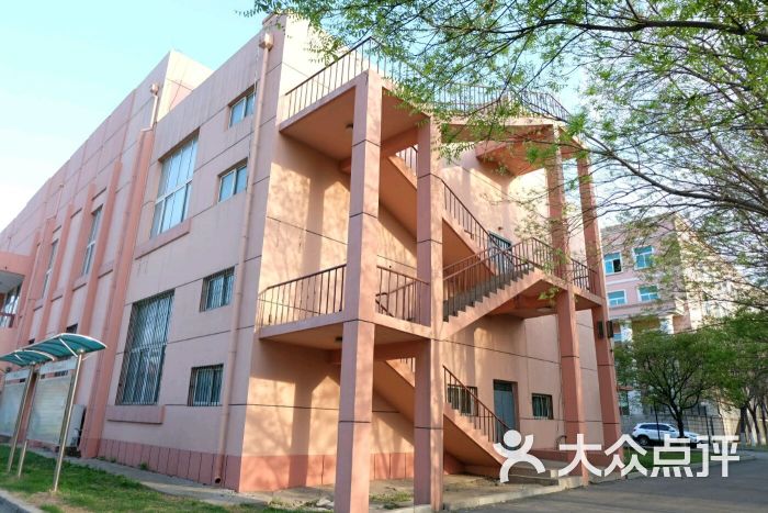 鞍山师范学院(千山校区)图片 - 第13张
