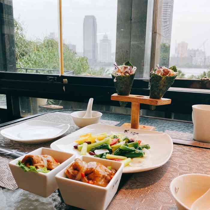 三摩地素食餐厅-"老板请吃饭,八个人吃的团队套餐,但是很多.