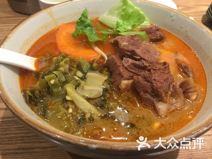 老坛酸菜牛肉面