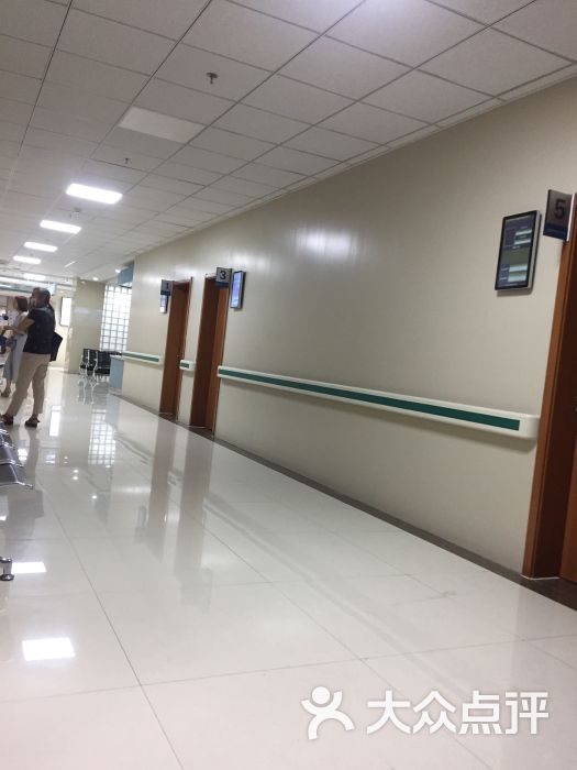 河南科技大学第一附属医院输液中心图片 - 第4张