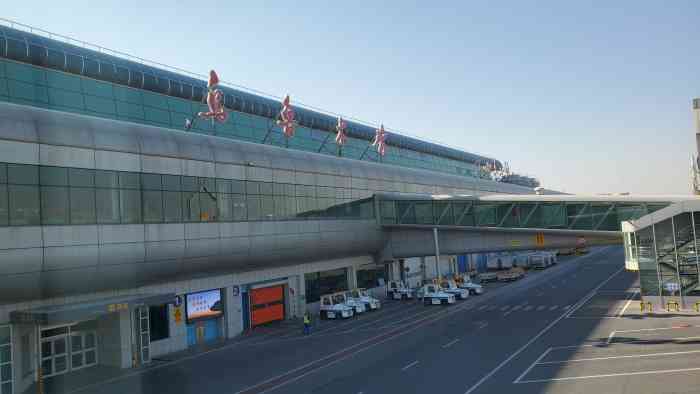 乌鲁木齐地窝堡国际机场-t2航站楼