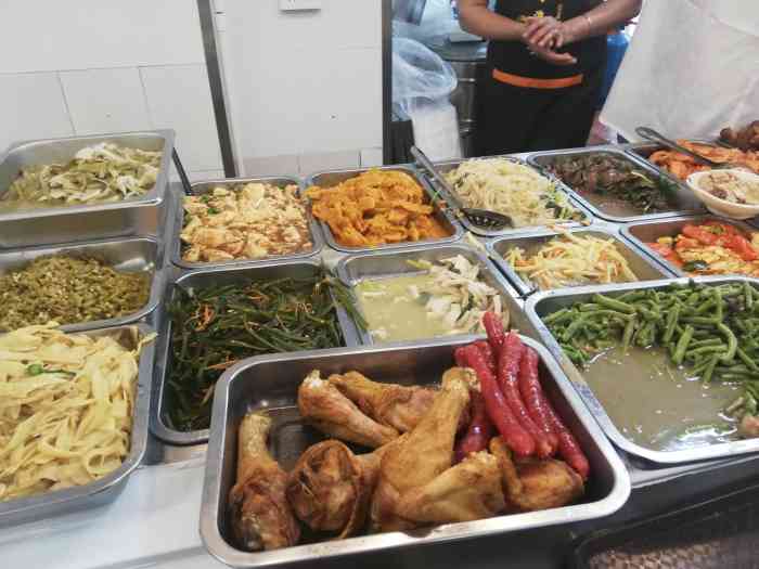 琼海婆猪脚饭店-"平时有经常来这里吃快餐,除此之外早餐也是.