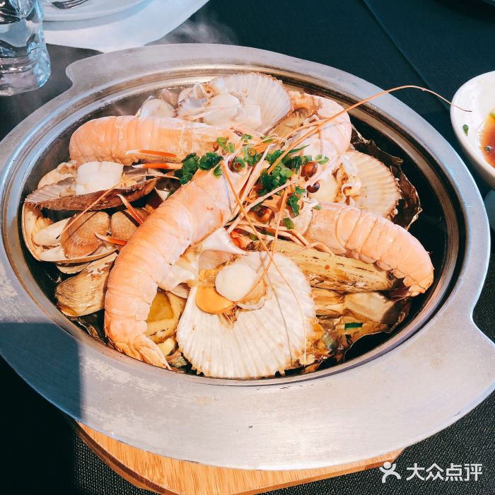 鲁采海鲜(环宇荟店)-石锅原汁海鲜汇图片-上海美食-大众点评网