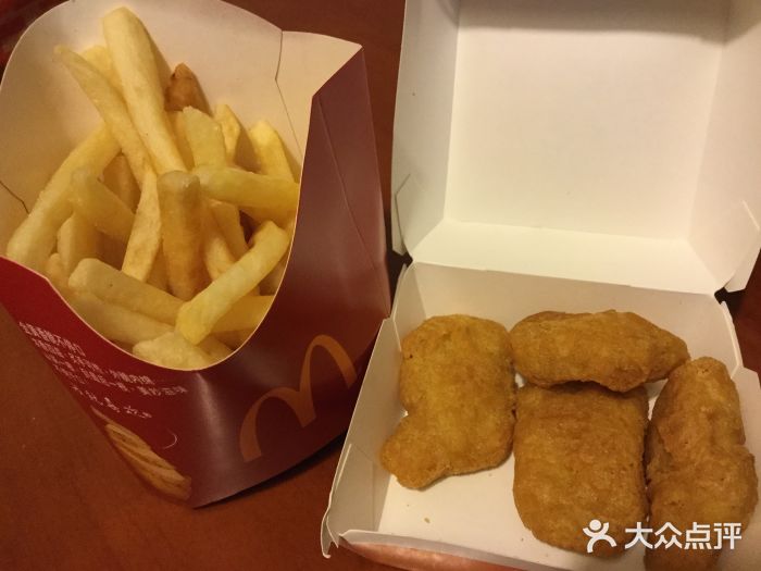麦当劳(上海鞍山店)麦乐鸡套餐图片