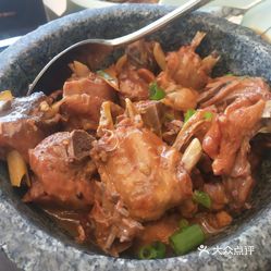 崂山石锅鸡