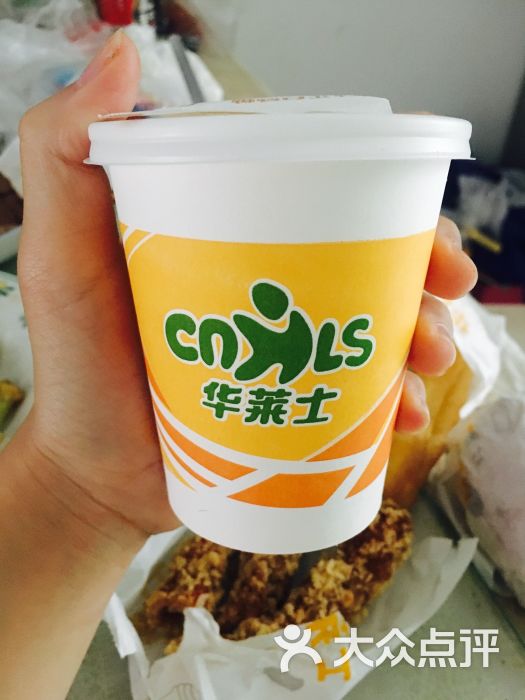 华莱士(东一里店)豆浆图片 - 第2张