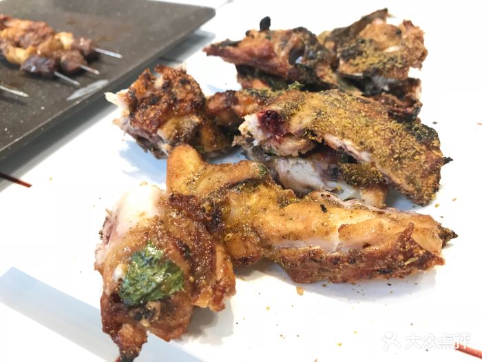 街边儿吉林牛肉串(望京店)烤鸡骨架图片 - 第3张