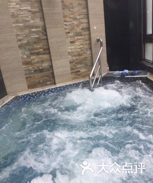 蓝调庄园香薰温泉图片 - 第1张