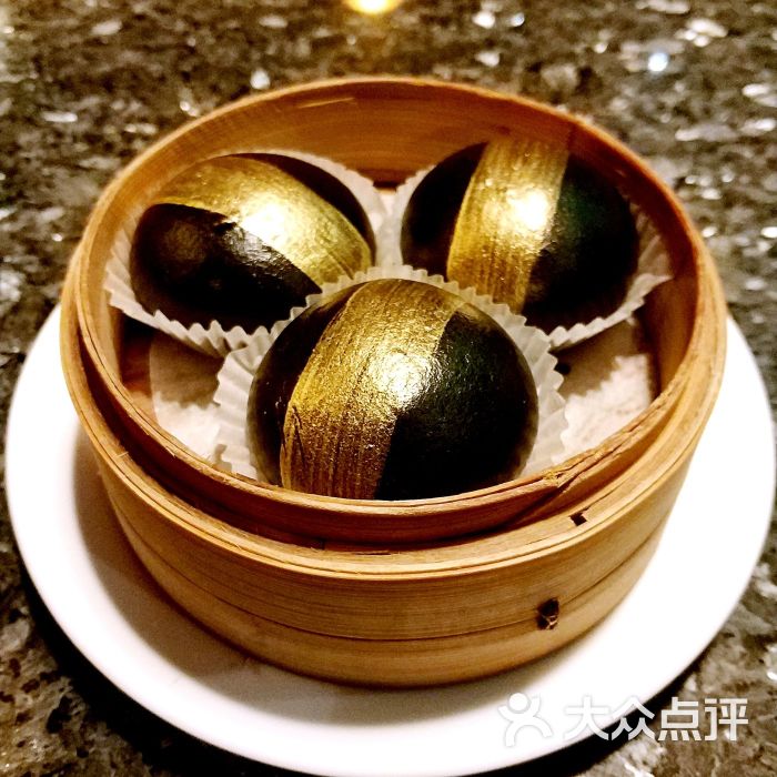 黑金流沙包
