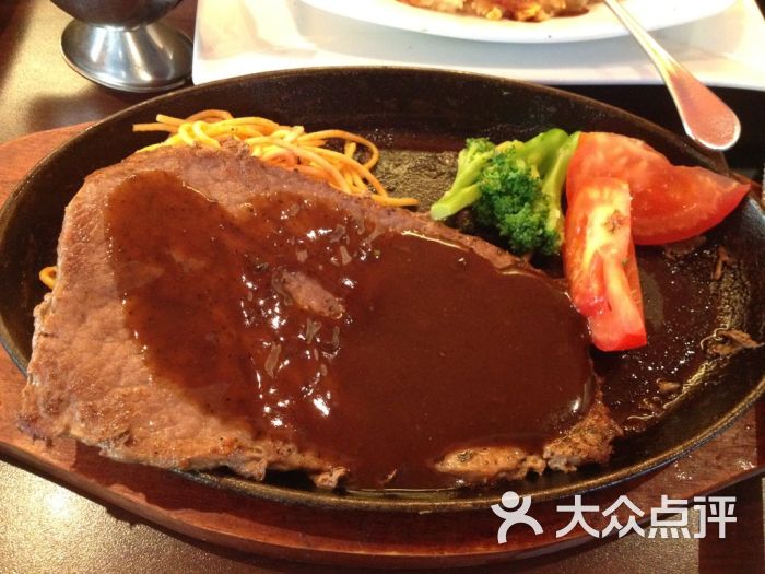 必胜客(大宁路店-美式黑椒铁板牛排图片-上海美食-大众点评网