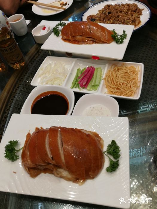 老街坊(街坊家宴)酥皮烤鸭图片
