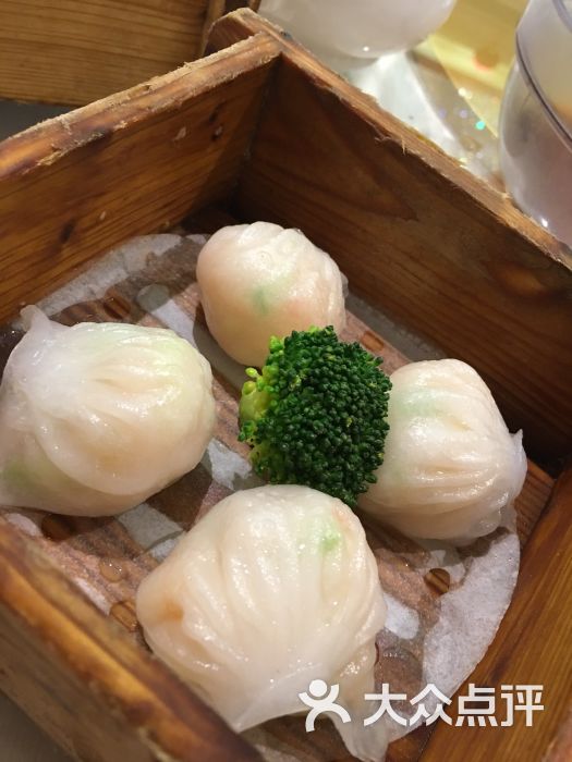 垃圾,服务员服务态度差,食物不怎么样,主.-光