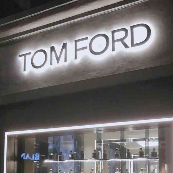 tomford-"店面比较大,装修很棒,让人很有在店就立刻.