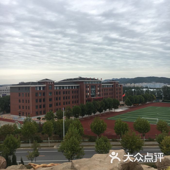 大连开发区第五中学教学楼图片 第6张