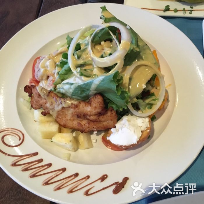 mami watta-综合沙拉图片-刚果共和国美食-大众点评网