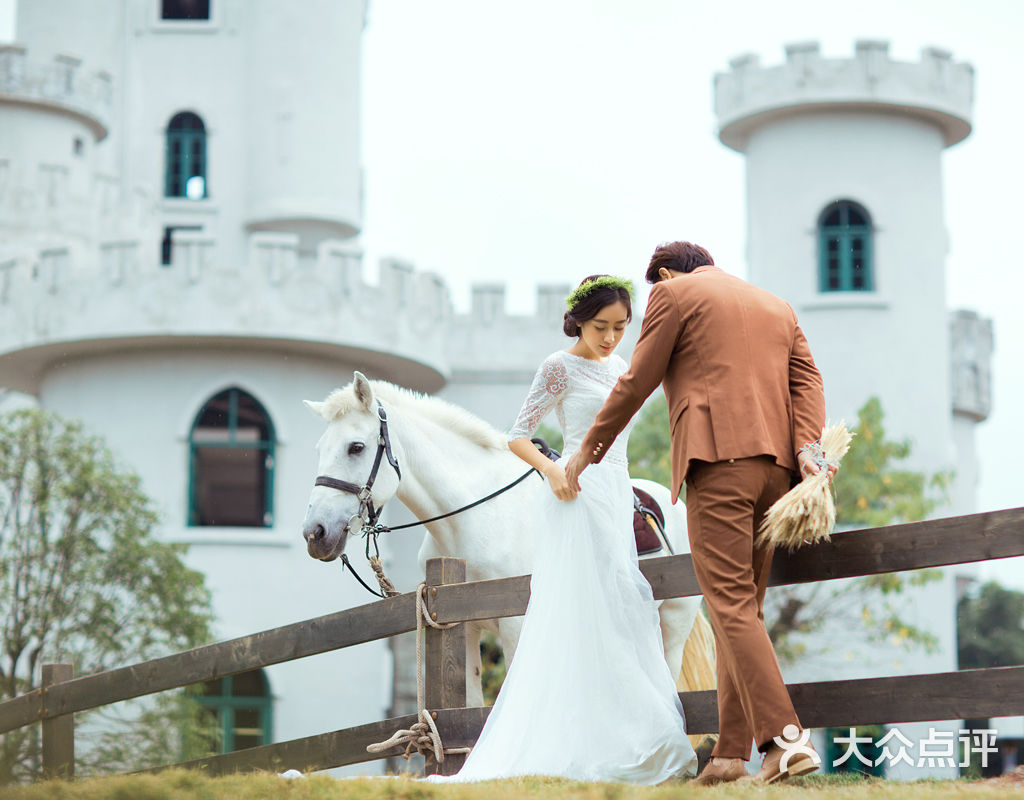 婚纱摄影男装_婚纱摄影(3)