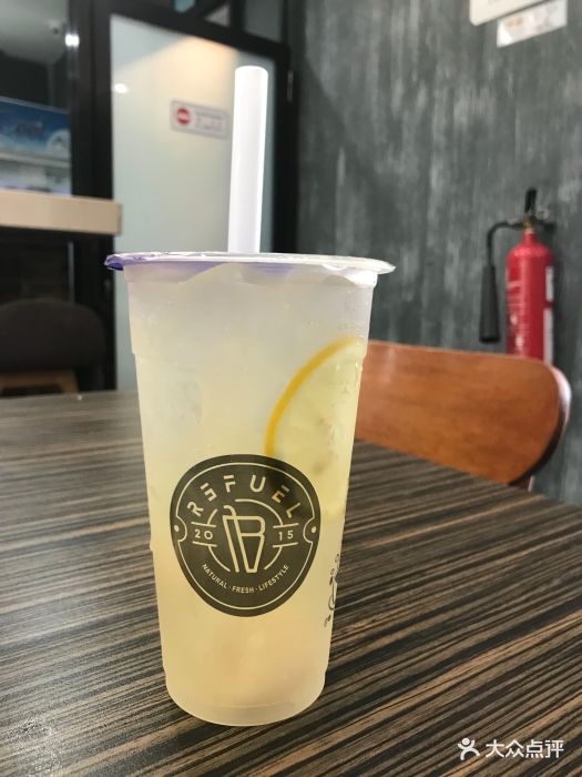 refuel cafe荔枝柠檬芦荟冷饮图片 第1张